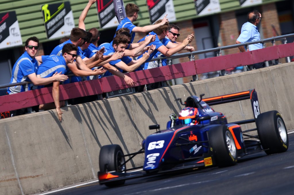 (Foto: British Formula 3 / Jacob Ebrey)